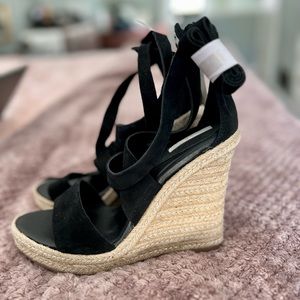 NWT!!! H&M Black Suede Leather Espadrilles Sandals Size 8.5